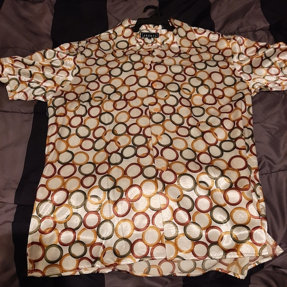 Vintage 90s stylish button down shirt - Picture 2 of 4